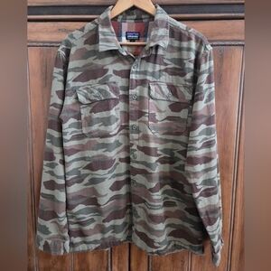 Patagonia Men's Camo Organic Cotton Long Sleeve Casual Shirt